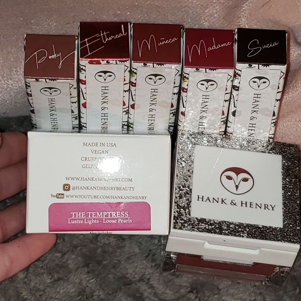HUGE HANK & HENRY BUNDLE